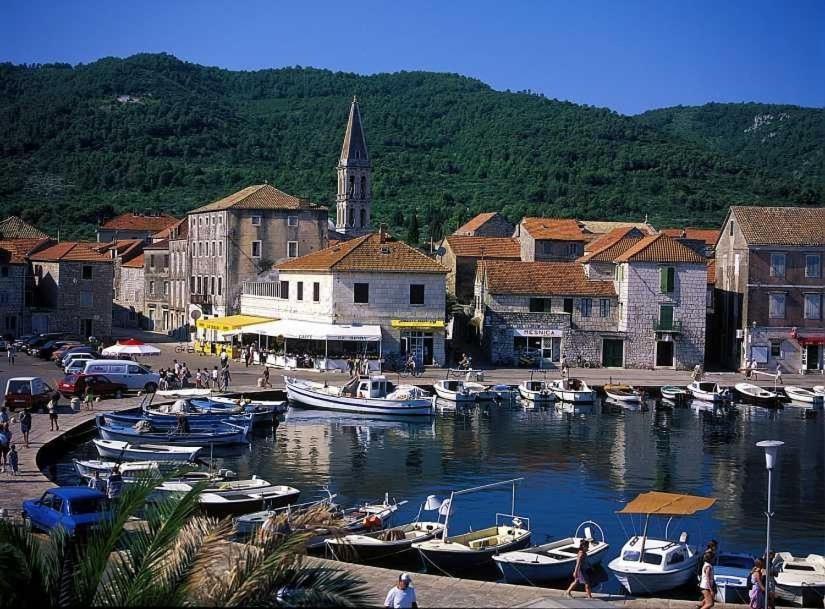 Bungalows Jurjevac Stari Grad  Ngoại thất bức ảnh