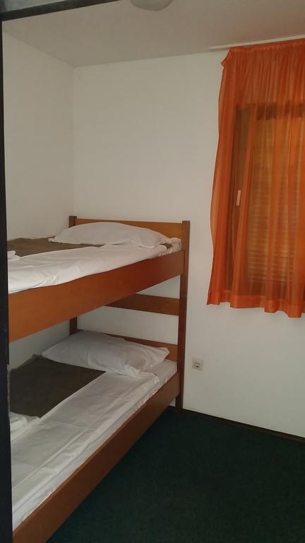 Bungalows Jurjevac Stari Grad  Phòng bức ảnh