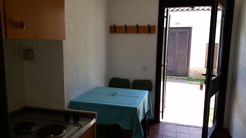 Bungalows Jurjevac Stari Grad  Phòng bức ảnh