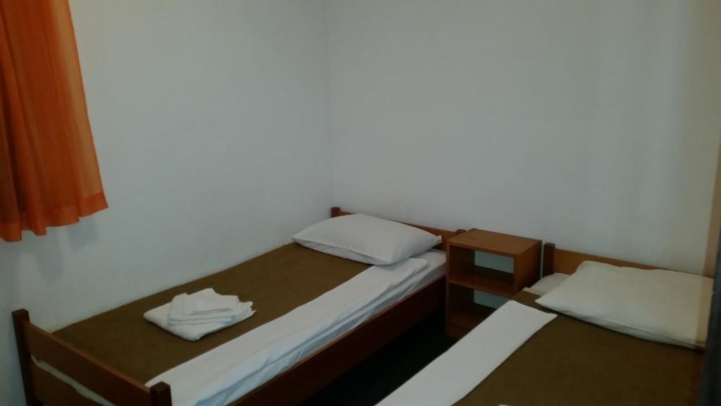 Bungalows Jurjevac Stari Grad  Ngoại thất bức ảnh